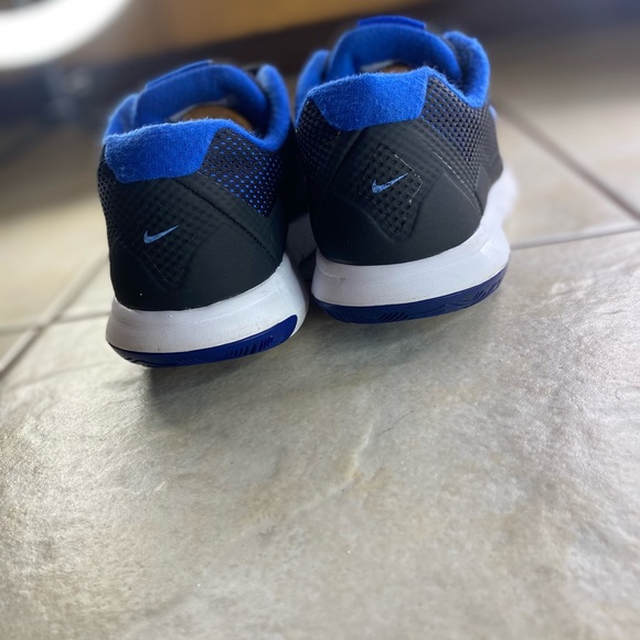 Nike Women's Flex Experience RN 4 Running - Picture 6 of 8